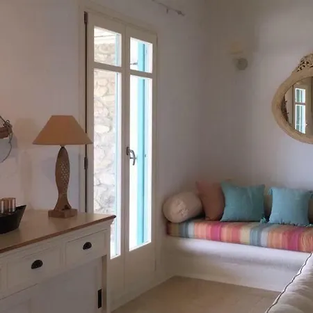 Loulos Lovely Summer Mykonos Town